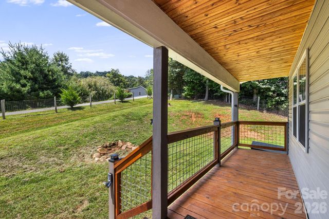 184 Scarlett Ridge Drive, Marshall, NC 28753