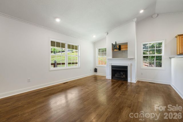 184 Scarlett Ridge Drive, Marshall, NC 28753