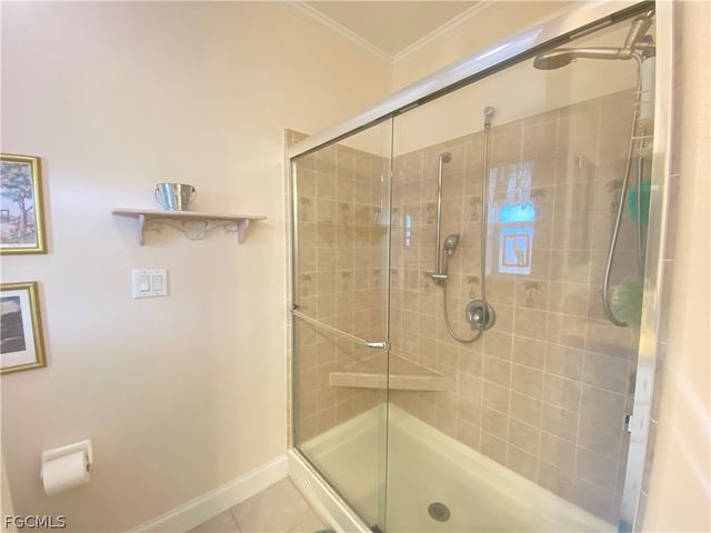 5517 Salem LN, North Fort Myers, FL 33917