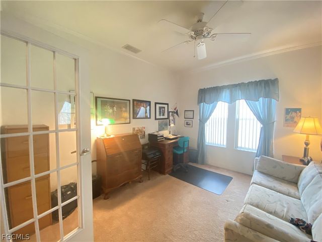 5517 Salem LN, North Fort Myers, FL 33917