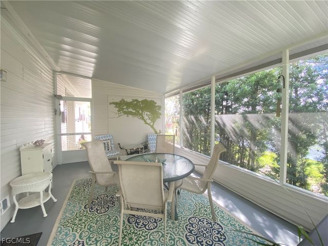 5517 Salem LN, North Fort Myers, FL 33917