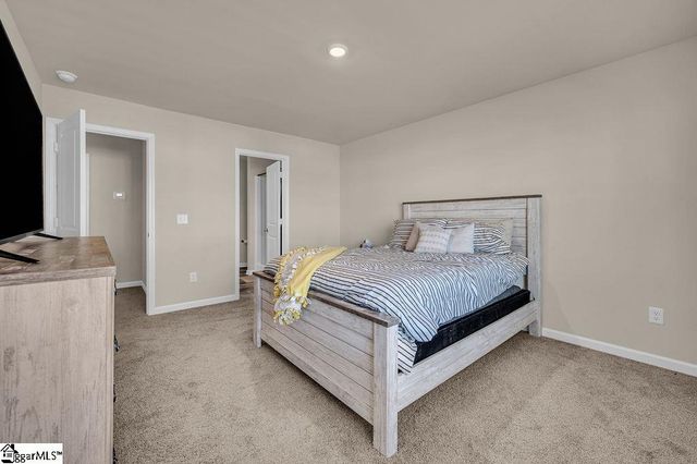 127 Myers Lane, Laurens, SC 29360