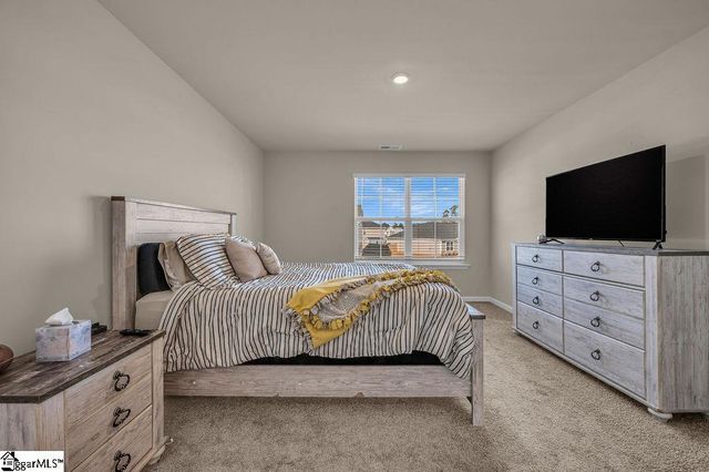 127 Myers Lane, Laurens, SC 29360