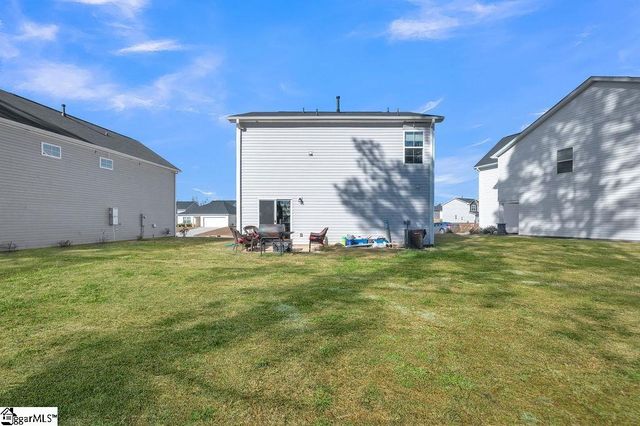 127 Myers Lane, Laurens, SC 29360