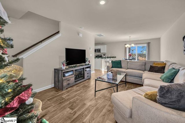 127 Myers Lane, Laurens, SC 29360