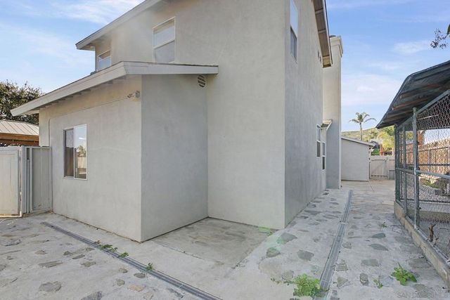 10621 Keith, Santee, CA 92071