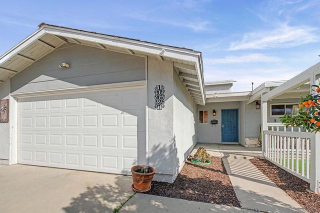 10621 Keith, Santee, CA 92071