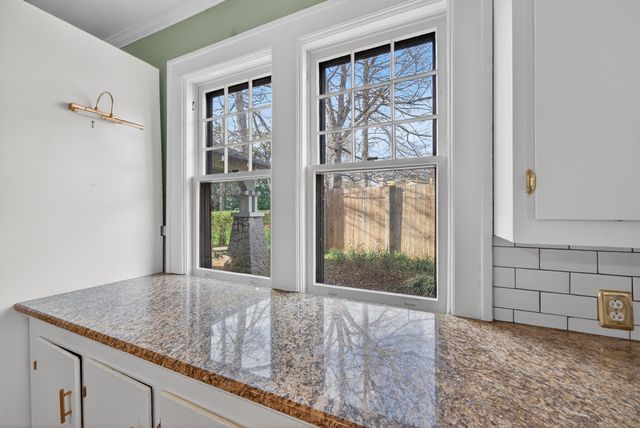 813 Barrow Ct, Columbia, TN 38401