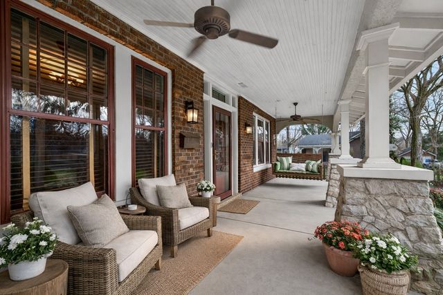 813 Barrow Ct, Columbia, TN 38401