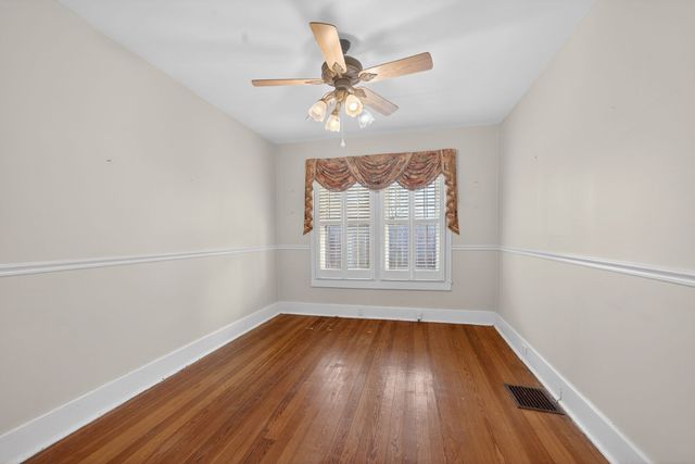 813 Barrow Ct, Columbia, TN 38401