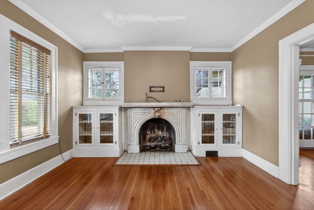 813 Barrow Ct, Columbia, TN 38401