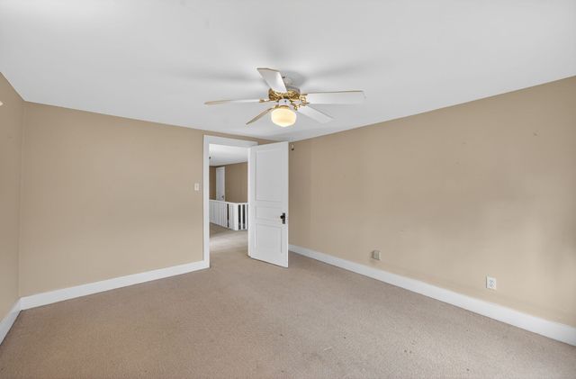 813 Barrow Ct, Columbia, TN 38401