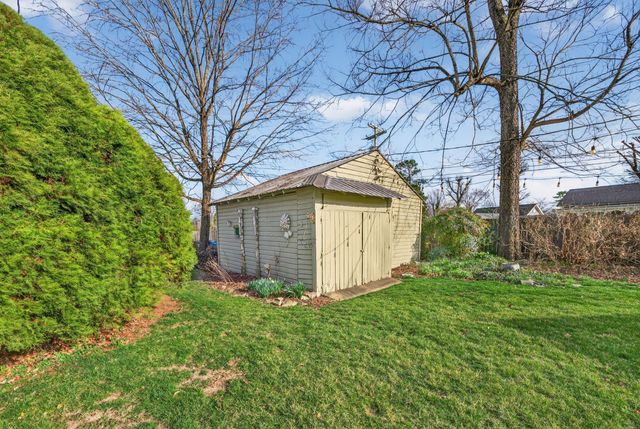 813 Barrow Ct, Columbia, TN 38401