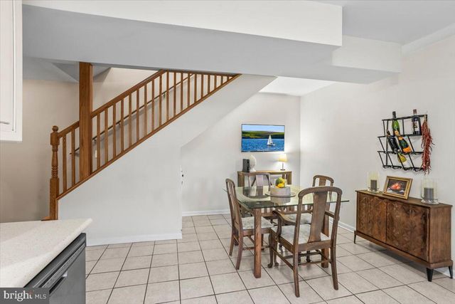 36 E BROADWAY, Etters, PA 17319