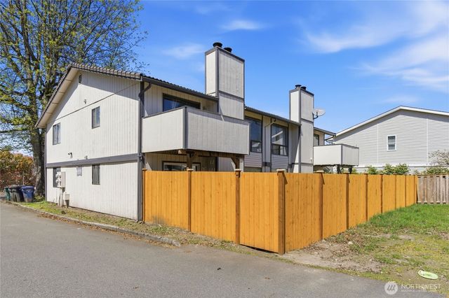 2810 D Place SE, Auburn, WA 98002