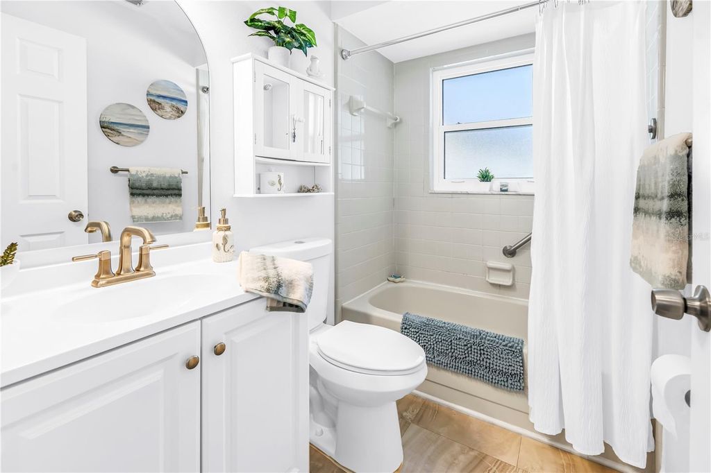 Image 33 of property listing at 1666 MONTEREY DRIVE, Clearwater, FL 33756