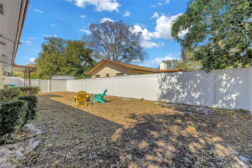 Image 40 of property listing at 1666 MONTEREY DRIVE, Clearwater, FL 33756