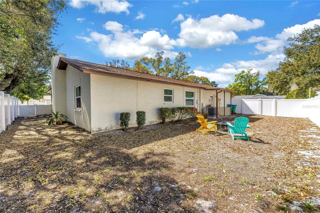 Image 41 of property listing at 1666 MONTEREY DRIVE, Clearwater, FL 33756