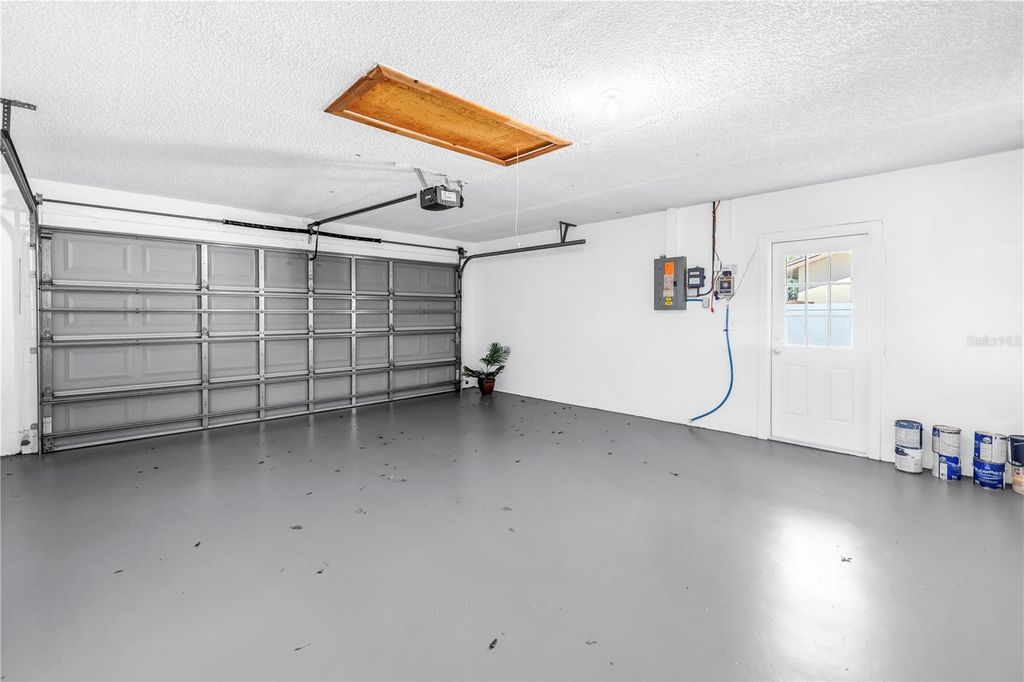 Image 46 of property listing at 1666 MONTEREY DRIVE, Clearwater, FL 33756