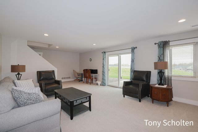 7960 Eagles Roost Trail 99, Hudsonville, MI 49426