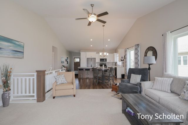 7960 Eagles Roost Trail 99, Hudsonville, MI 49426