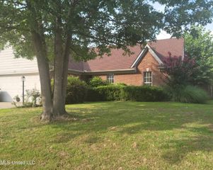 6654 Sinclair Drive, Horn Lake, MS 38637