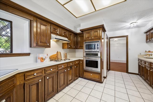 3819 Pleasant Valley Drive, Missouri City, TX 77459