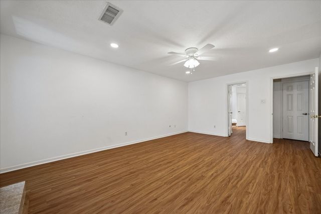 3819 Pleasant Valley Drive, Missouri City, TX 77459