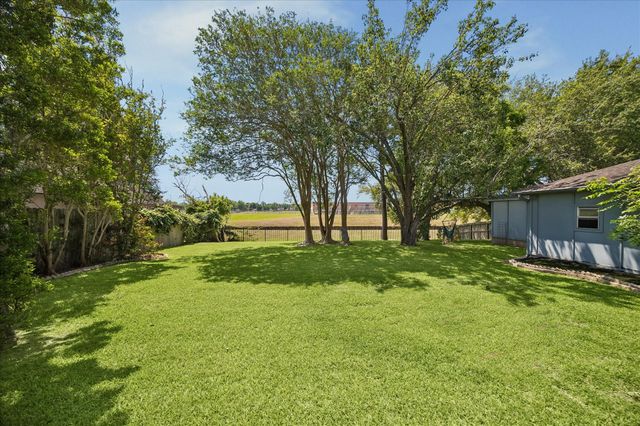 3819 Pleasant Valley Drive, Missouri City, TX 77459