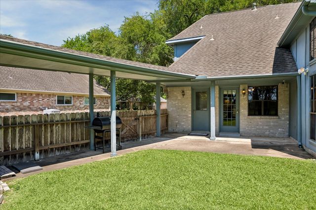 3819 Pleasant Valley Drive, Missouri City, TX 77459