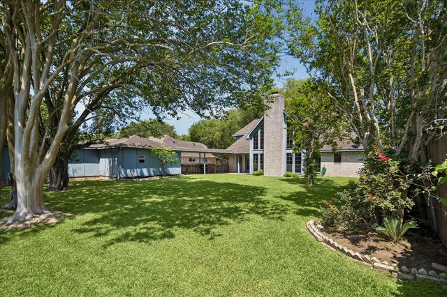 3819 Pleasant Valley Drive, Missouri City, TX 77459