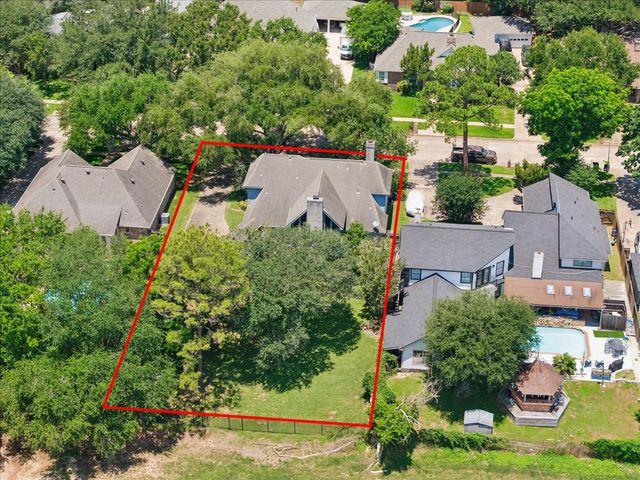3819 Pleasant Valley Drive, Missouri City, TX 77459
