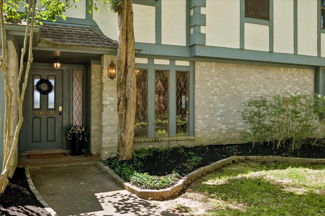3819 Pleasant Valley Drive, Missouri City, TX 77459