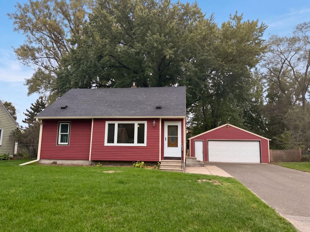 7 Park Drive, Circle Pines, MN 55014 — exterior