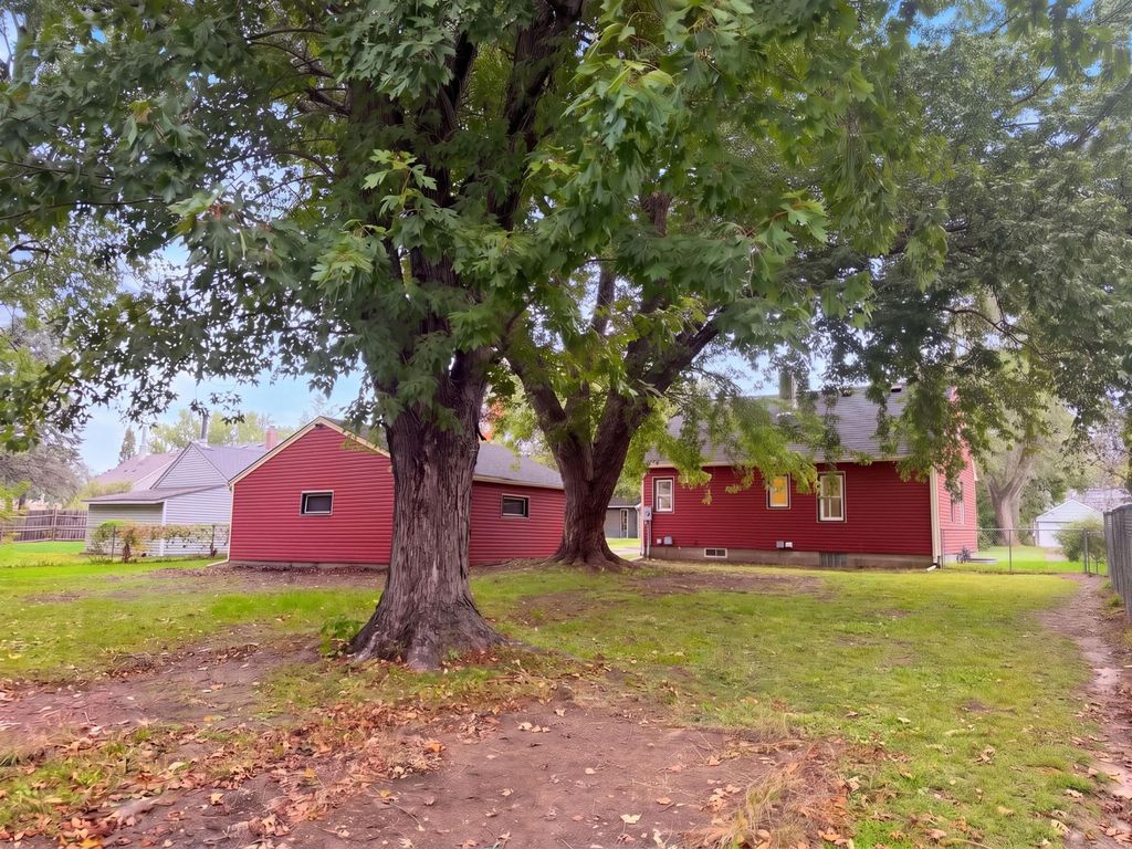 7 Park Drive, Circle Pines, MN 55014 — photo 5