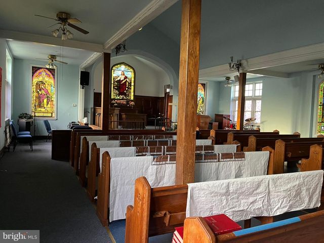 531 E MARSHALL ST, Norristown, PA 19401