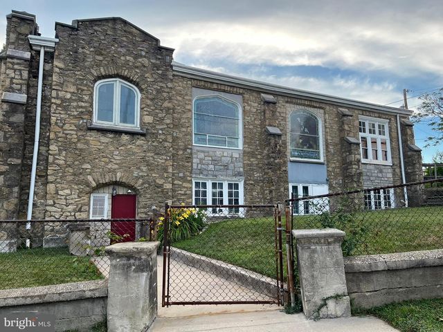 531 E MARSHALL ST, Norristown, PA 19401