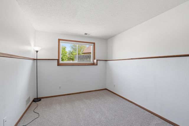 8220 208th Street W, Lakeville, MN 55044