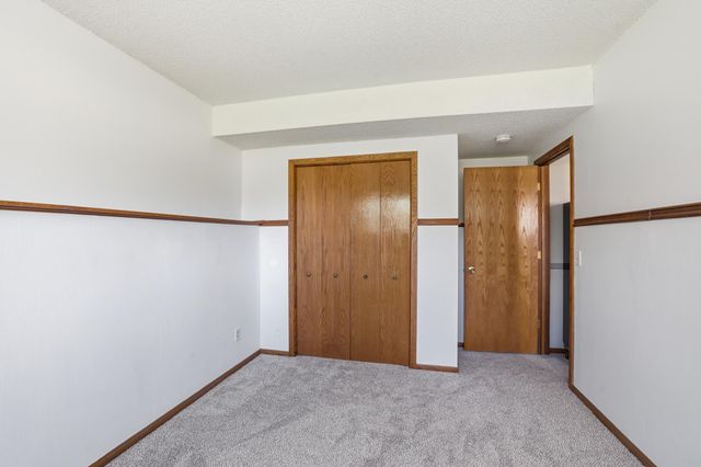 8220 208th Street W, Lakeville, MN 55044