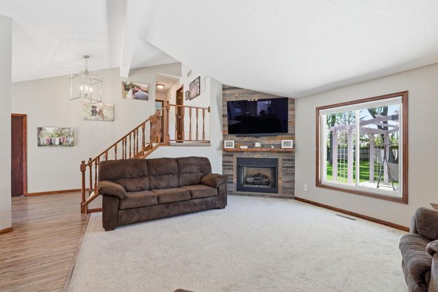 8220 208th Street W, Lakeville, MN 55044