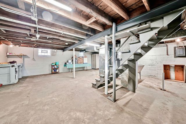 843 173rd Street, Hammond, IN 46324