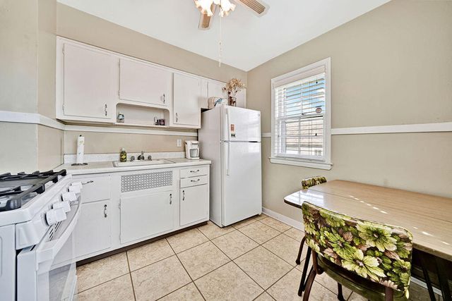 843 173rd Street, Hammond, IN 46324