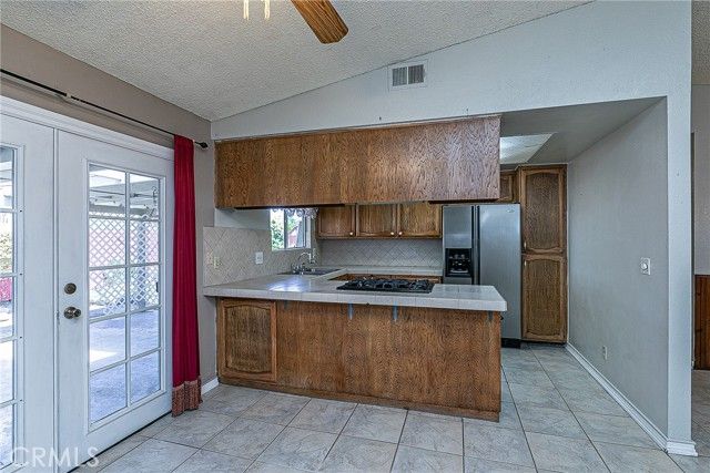 1806 Woodlawn, Santa Maria, CA 93458