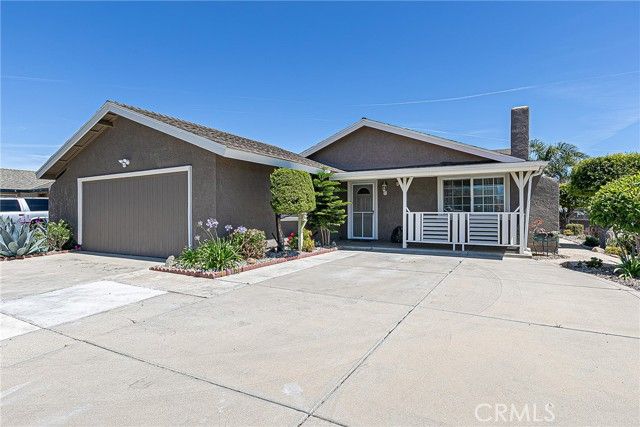 1806 Woodlawn, Santa Maria, CA 93458