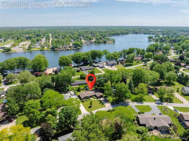 44134 Harmony Lane, Van Buren Charter Township, MI 48111