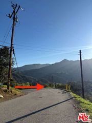 1863 Topanga Skyline Dr, Topanga, CA 90290