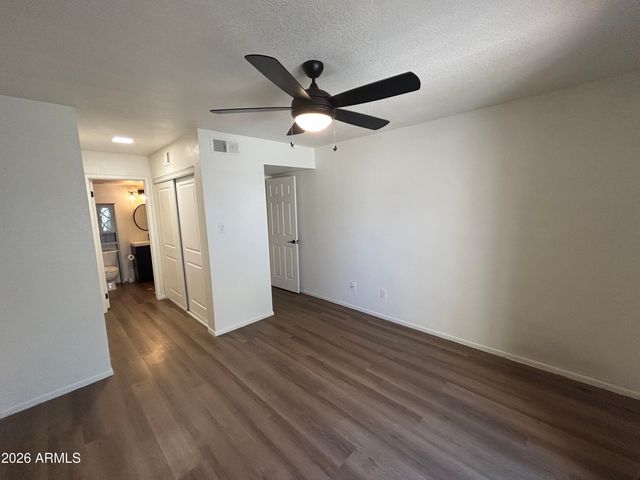 4730 W NORTHERN Avenue 1161, Glendale, AZ 85301