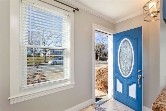 325 Park Ave, New Bedford, MA 02745