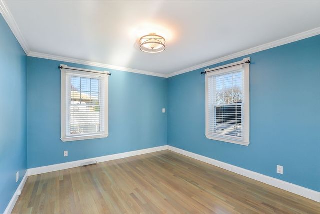 325 Park Ave, New Bedford, MA 02745