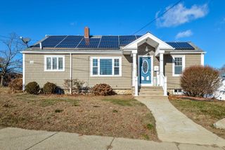 325 Park Ave, New Bedford, MA 02745
